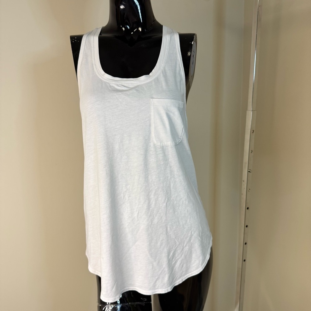 Lululemon Yogi Racerback Tank White Size 2 – Long Length Pocket Yoga Top